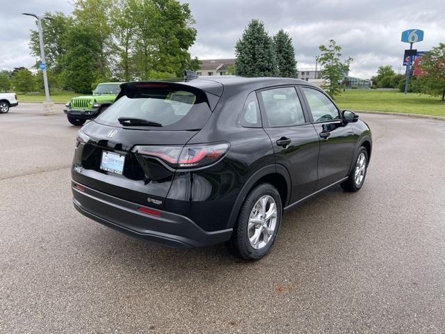 Photo of 2025 Crystal Black Pearl Honda HR-V