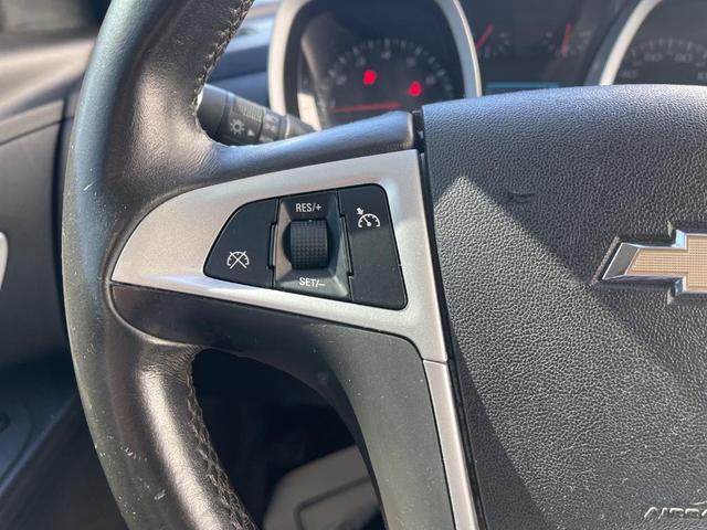 Photo of 2010 Silver Ice Metallic Chevrolet Equinox
