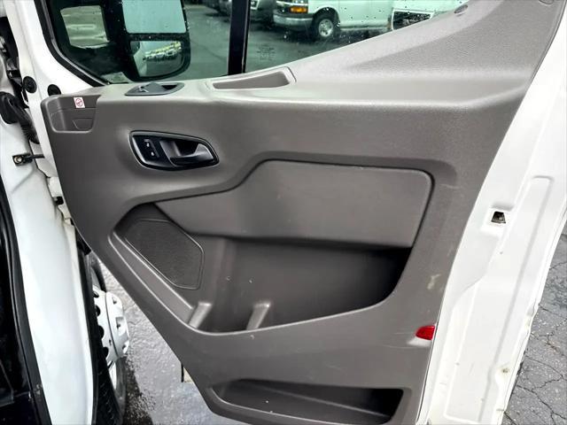 Photo of 2020 Oxford White Ford Transit-350