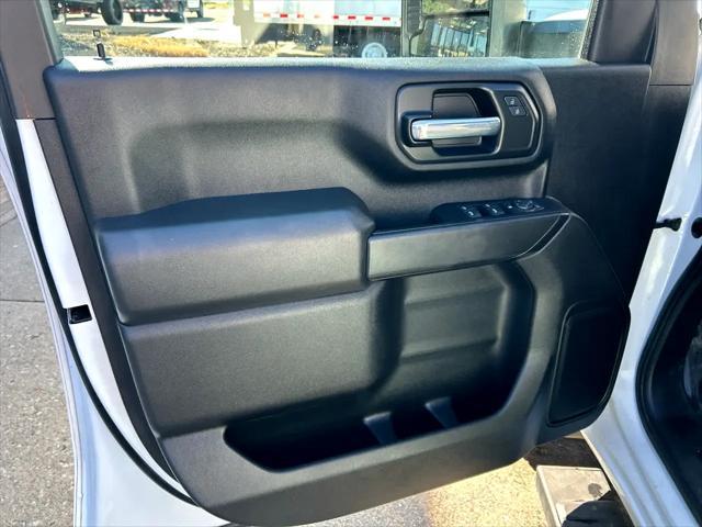 Photo of 2024 Summit White Chevrolet Silverado 3500
