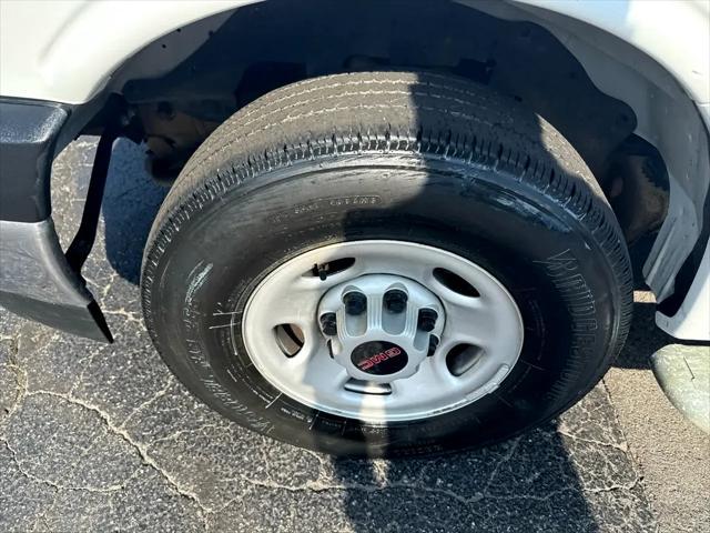 Photo of 2023 Summit White GMC Savana 2500