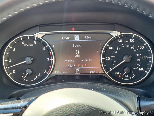 Photo of 2023 Pearl White Tricoat Nissan Altima