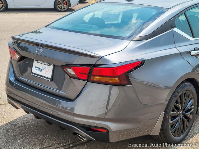 Photo of 2025 Gun Metallic Nissan Altima