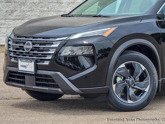 Photo of 2025 Super Black Nissan Rogue