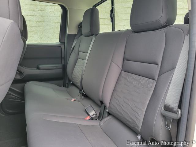 Photo of 2025 Glacier White Nissan Frontier