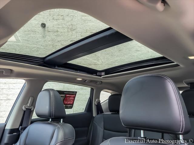 Photo of 2023 Scarlet Ember Tintcoat Nissan Murano