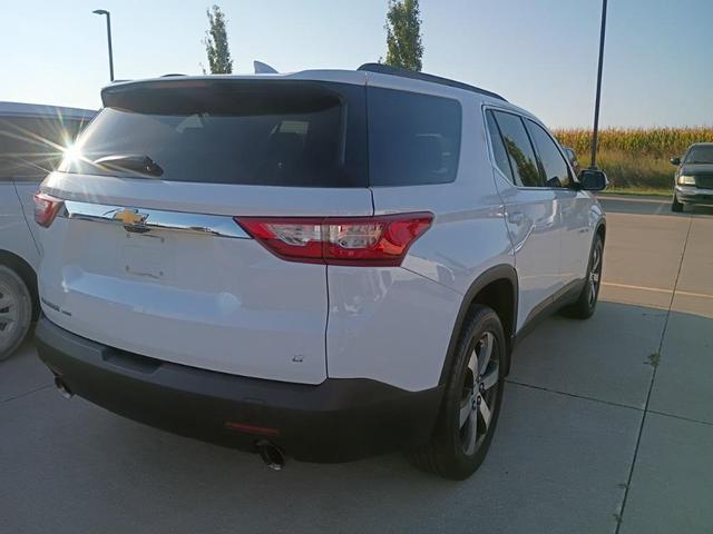 Photo of 2020 Summit White Chevrolet Traverse