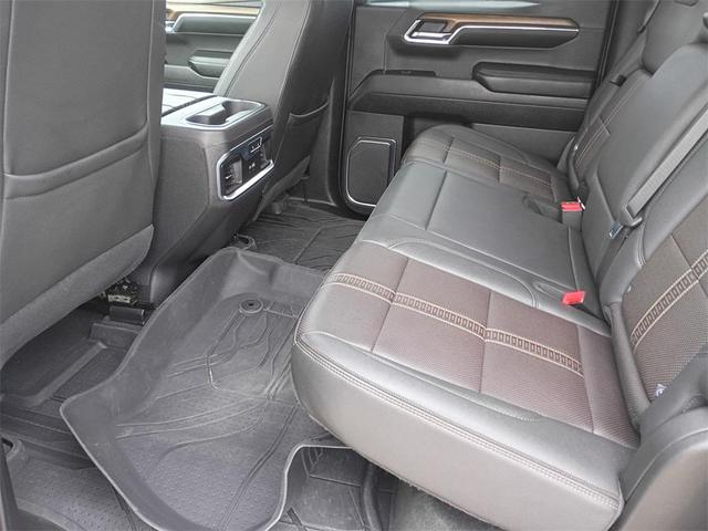 Photo of 2024 Iridescent Pearl Tricoat Chevrolet Silverado 1500