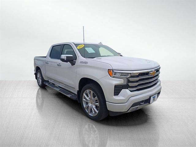 Photo of 2024 Iridescent Pearl Tricoat Chevrolet Silverado 1500
