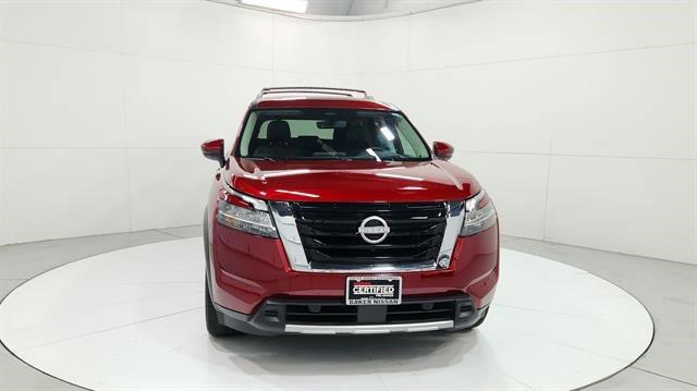 Photo of 2024 Scarlet Red Nissan Pathfinder