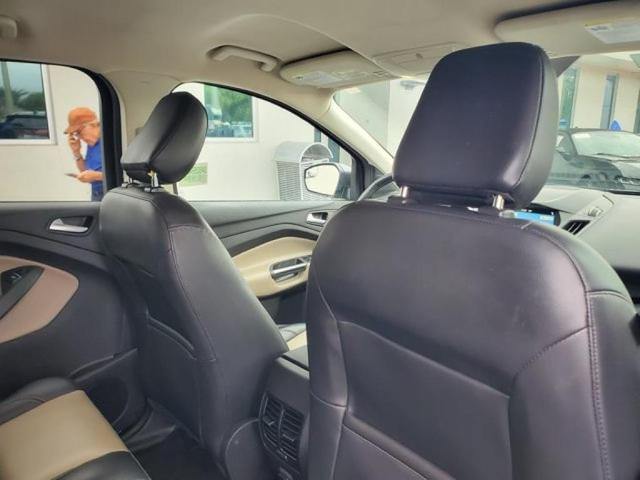 Photo of 2019 Magnetic Metallic Ford Escape