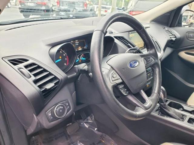 Photo of 2019 Magnetic Metallic Ford Escape