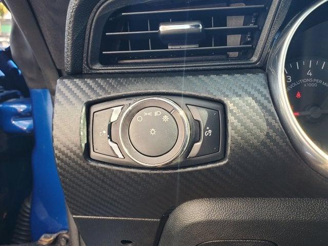 Photo of 2018 Lightning Blue Metallic Ford Mustang