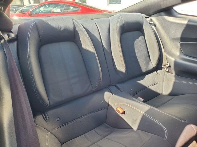 Photo of 2018 Lightning Blue Metallic Ford Mustang
