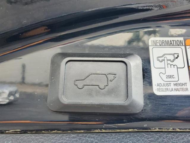 Photo of 2016 Black Toyota RAV4