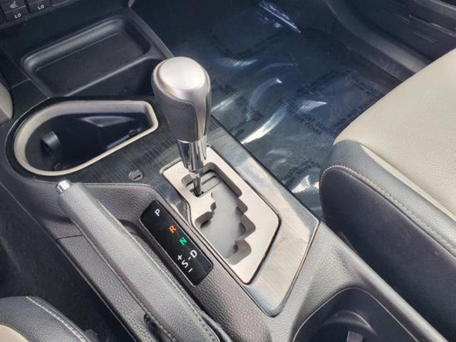 Photo of 2016 Black Toyota RAV4