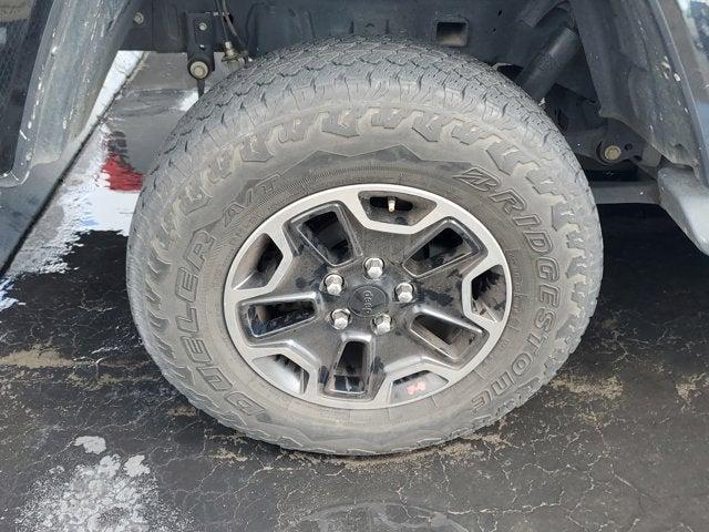 Photo of 2023 Black Clearcoat Jeep Gladiator