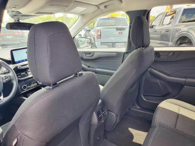 Photo of 2024 Carbonized Gray Metallic Ford Escape