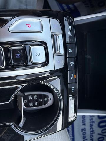 Photo of 2024 SILVER Hyundai TUCSON