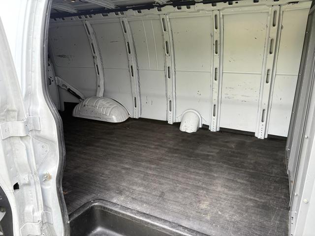 Photo of 2023 Summit White GMC Savana 2500