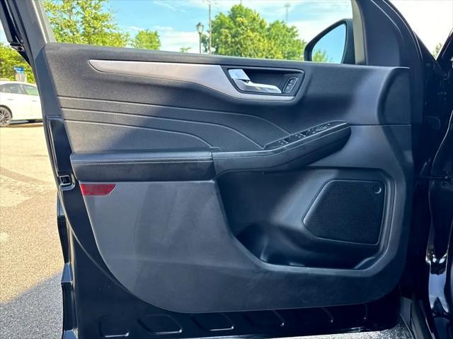 Photo of 2021 BLACK. Ford Escape