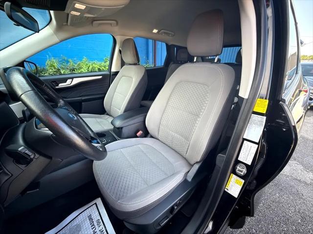 Photo of 2021 BLACK. Ford Escape