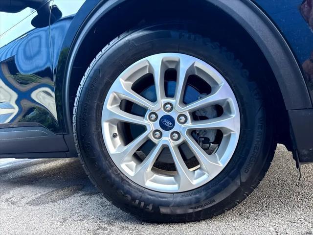 Photo of 2021 BLACK. Ford Escape