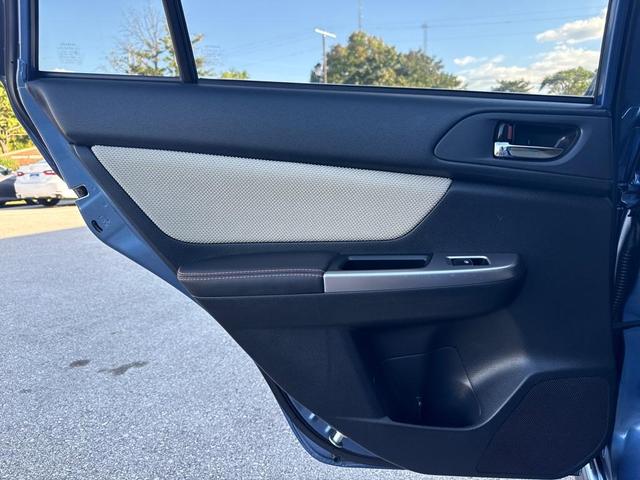 Photo of 2017 BLUE Subaru Crosstrek
