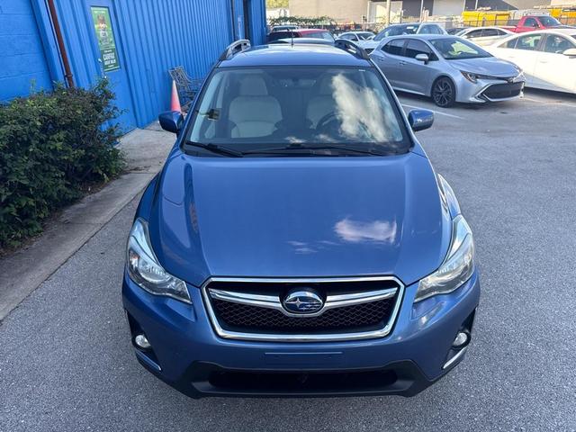 Photo of 2017 BLUE Subaru Crosstrek