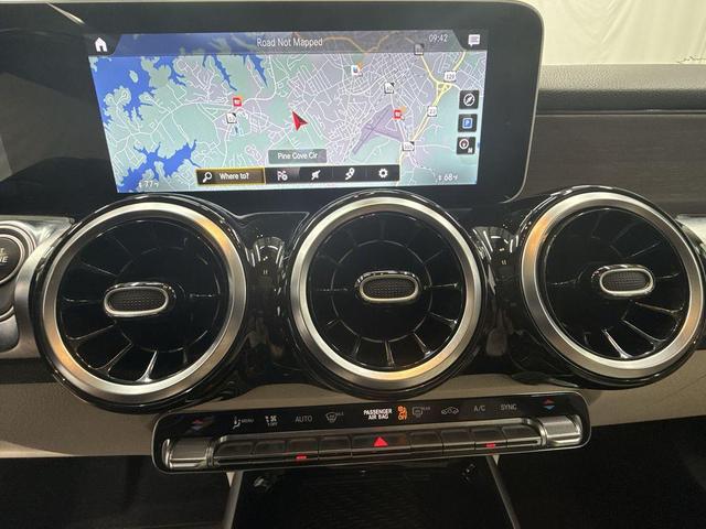 Photo of 2021 Mountain Gray Metallic Mercedes-Benz GLB 250