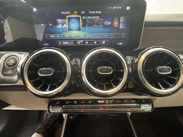 Photo of 2021 Mountain Gray Metallic Mercedes-Benz GLB 250
