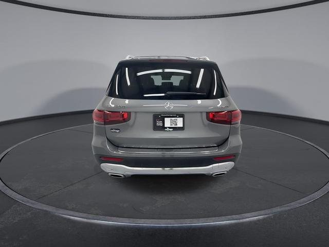 Photo of 2021 Mountain Gray Metallic Mercedes-Benz GLB 250