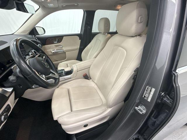 Photo of 2021 Mountain Gray Metallic Mercedes-Benz GLB 250