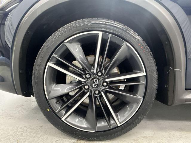 Photo of 2022 Hermosa Blue INFINITI QX55