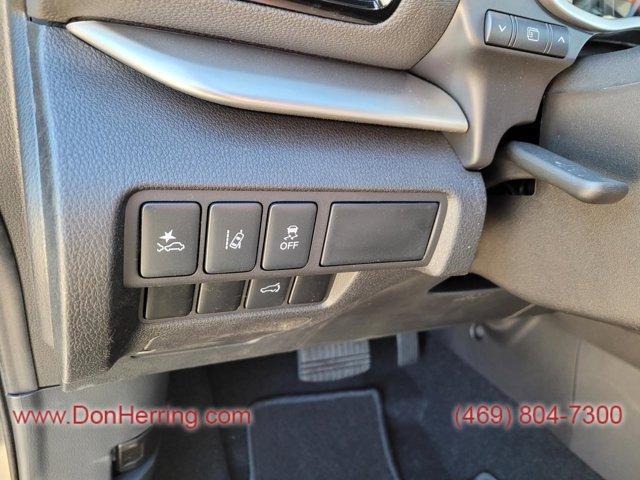 Photo of 2025 Labrador Black Pearl Mitsubishi Eclipse Cross