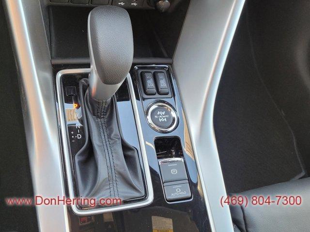Photo of 2025 Labrador Black Pearl Mitsubishi Eclipse Cross