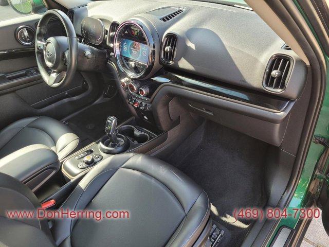 Photo of 2022 British Racing Green MINI Countryman