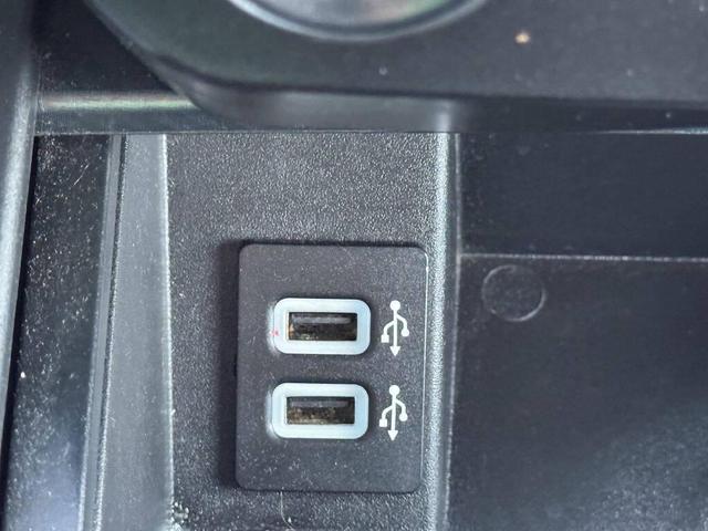 Photo of 2018 White Ford F-150