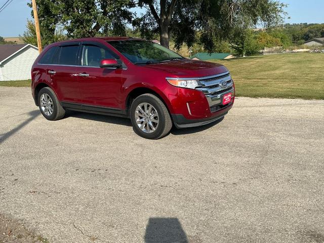 Photo of 2013 Maroon Ford Edge
