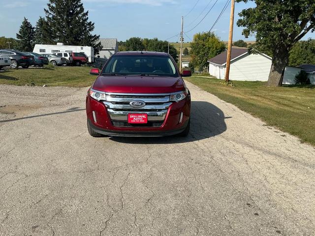Photo of 2013 Maroon Ford Edge