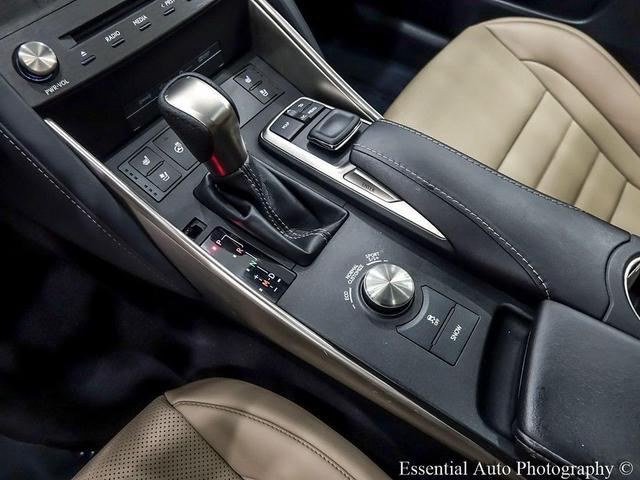 Photo of 2019 Atomic Silver Lexus IS 350