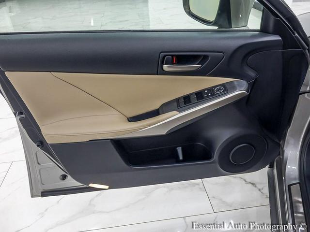 Photo of 2019 Atomic Silver Lexus IS 350