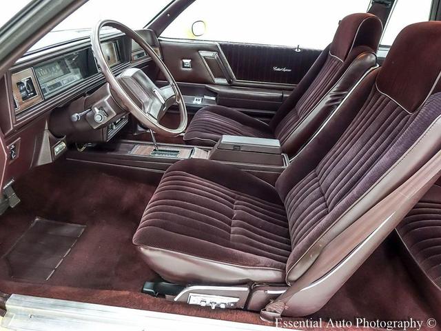 Photo of 1986 Yellow Oldsmobile Cutlass