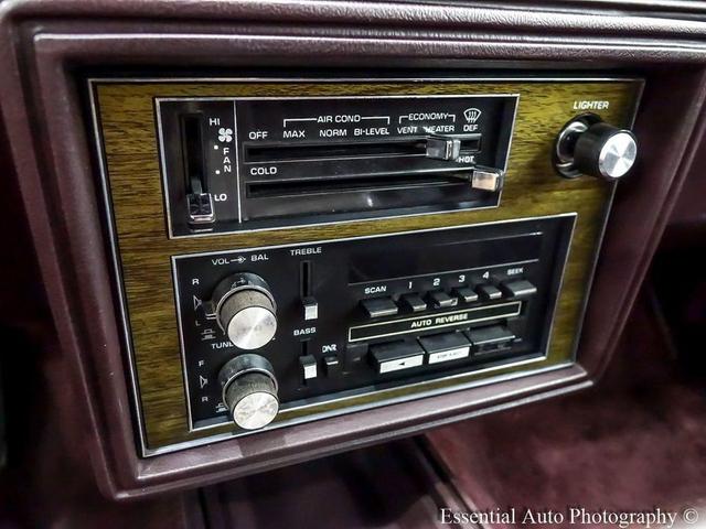 Photo of 1986 Yellow Oldsmobile Cutlass