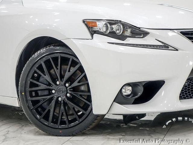 Photo of 2016 Eminent White Pearl Lexus IS 300