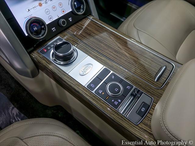 Photo of 2019 Byron Blue Metallic Land Rover Range Rover