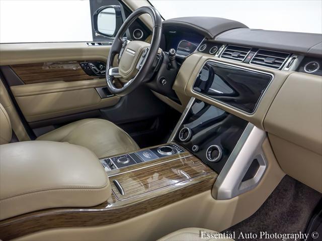 Photo of 2019 Byron Blue Metallic Land Rover Range Rover