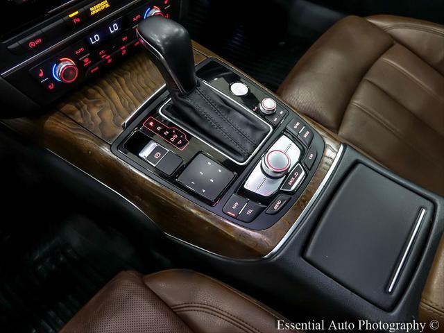 Photo of 2016 Moonlight Blue Metallic Audi A7
