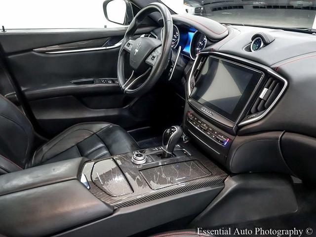Photo of 2018 Nero Maserati Ghibli