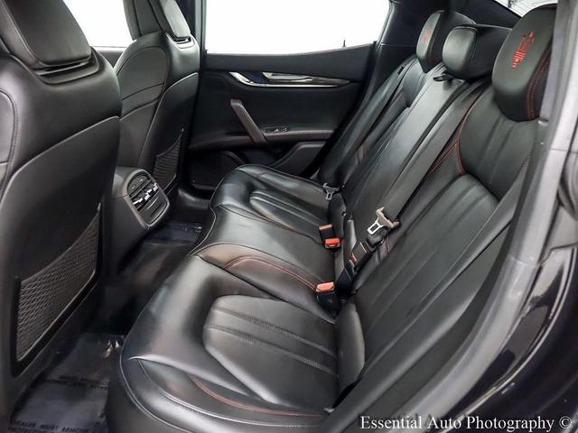 Photo of 2018 Nero Maserati Ghibli
